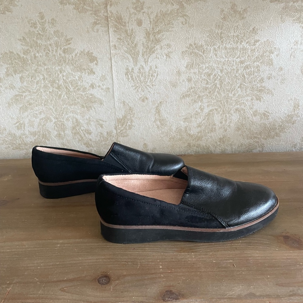 Naturalizer Faux Black Leather Women's Flats